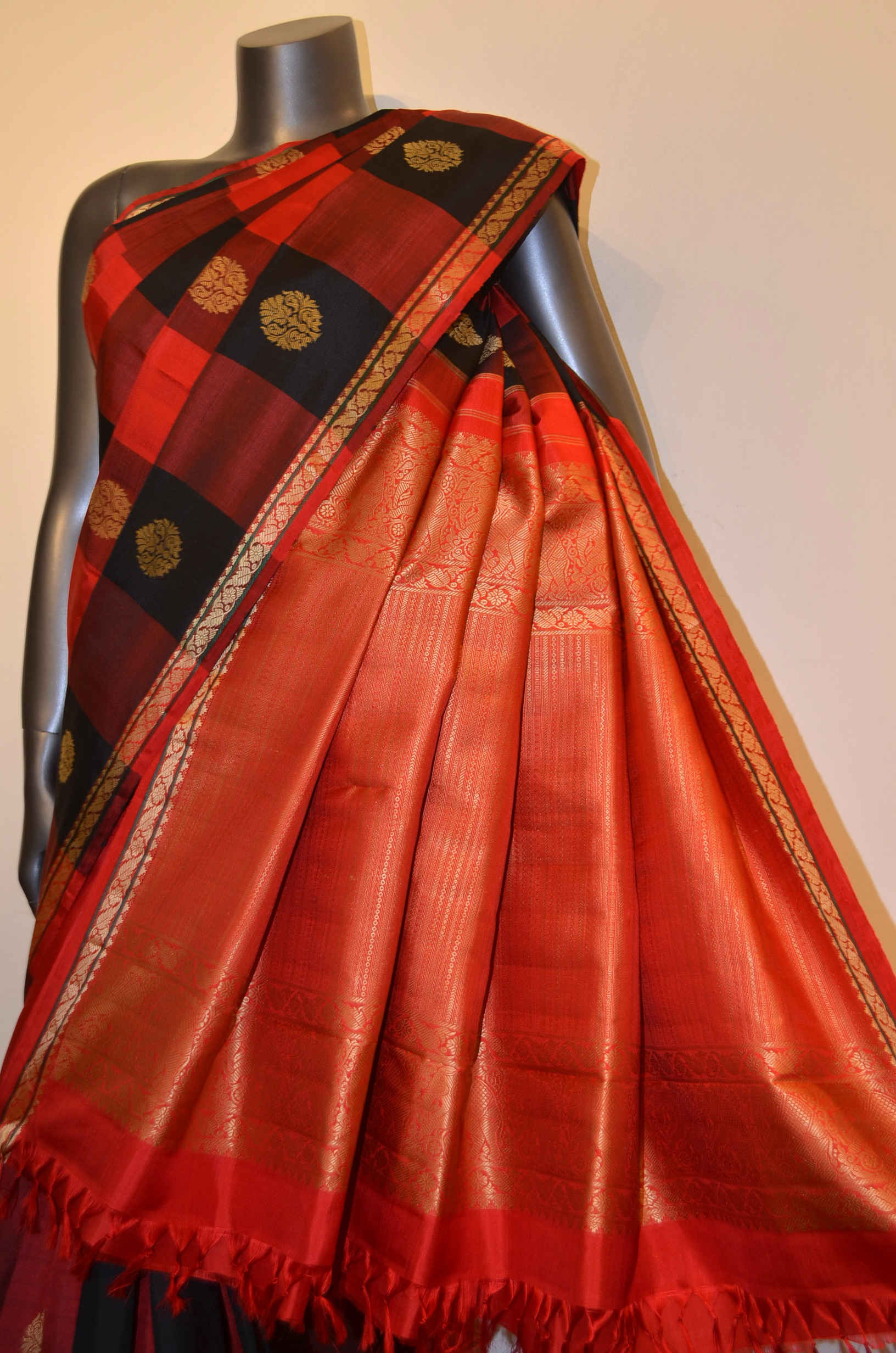 Thread Weave Kanjivaram Silk Saree
